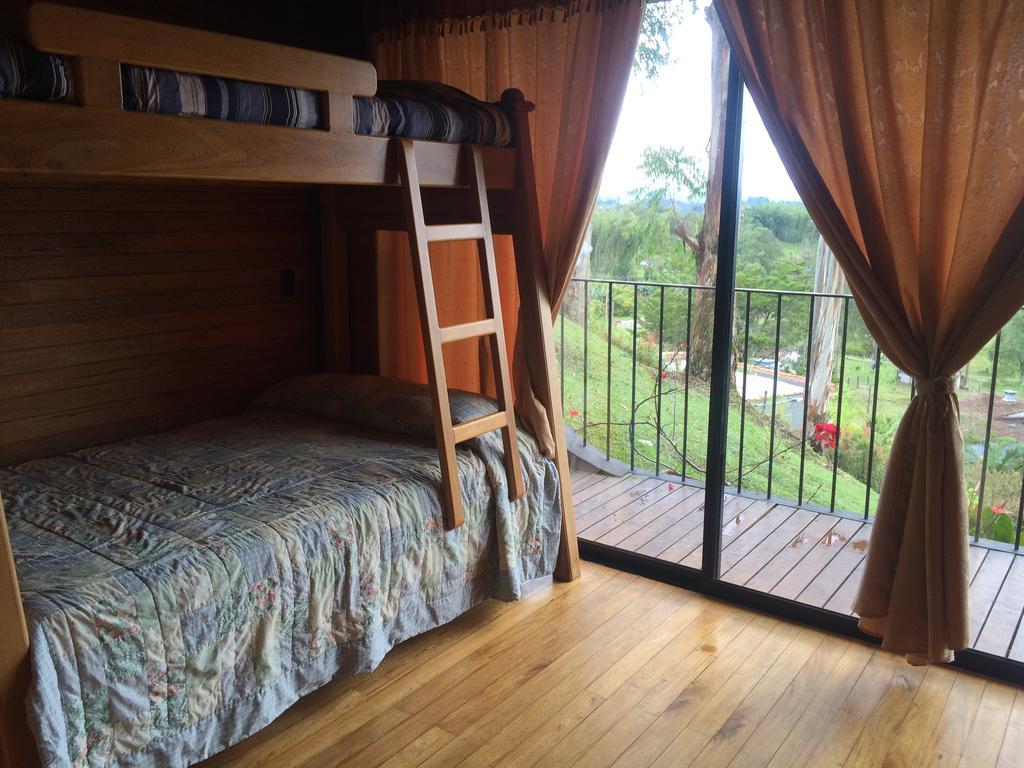 Guatapé Cabanas El Retorno מראה חיצוני תמונה